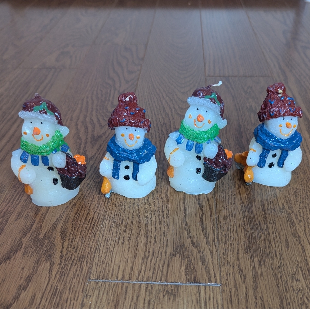 NWT‎ snowman candles, set of 4, winter decor